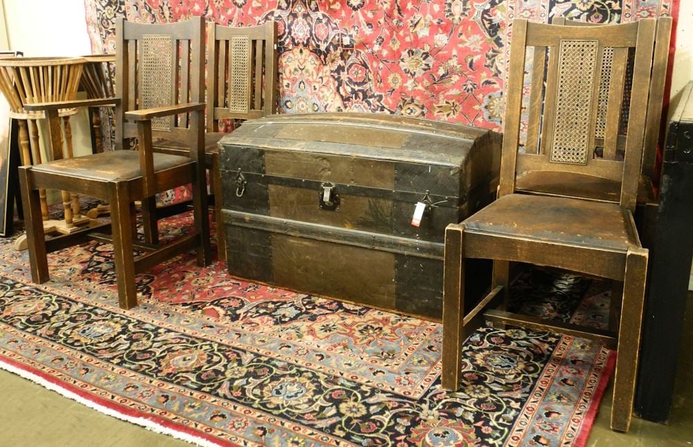 4 Cane Inset Arts & Crafts Oak Dining Chairs.: 4 Cane Inset Arts & Crafts Oak Dining Chairs.