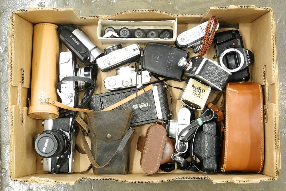 Collection of Old Cameras & Binoculars.: Collection of Old Cameras & Binoculars.