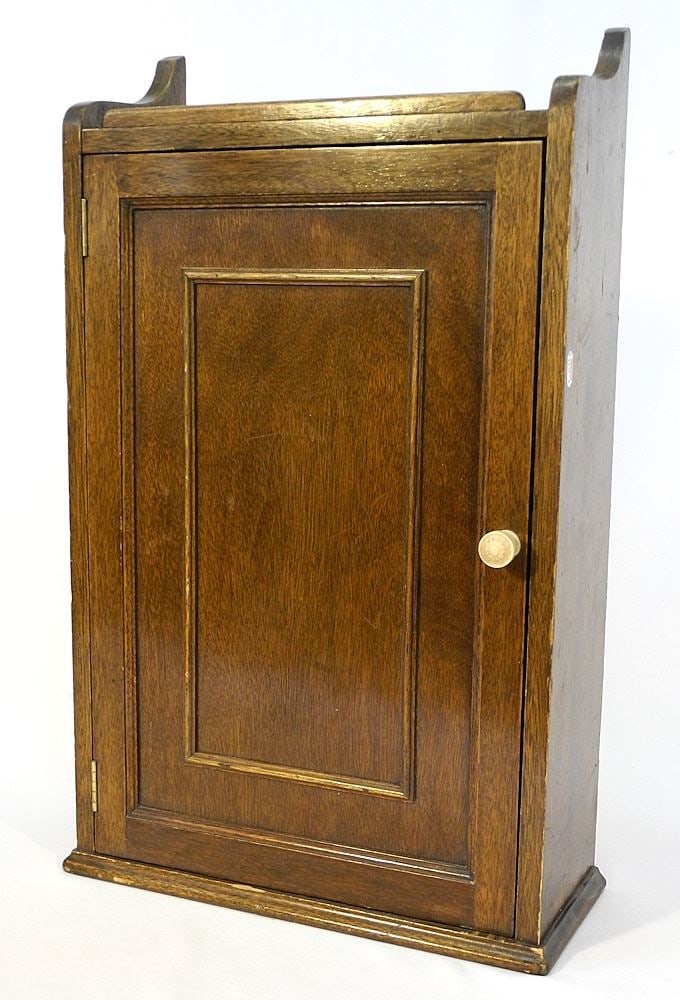 Vintage Oak Medicine Cabinet, 23 3/4"h. (1 of 1)