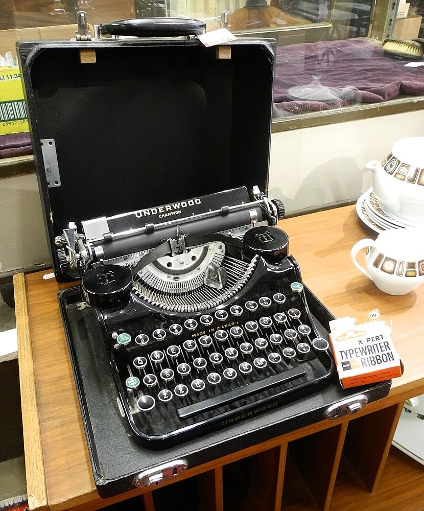 Vintage Underwood "Champion" Typewriter with Case (as found). (1 of 2)