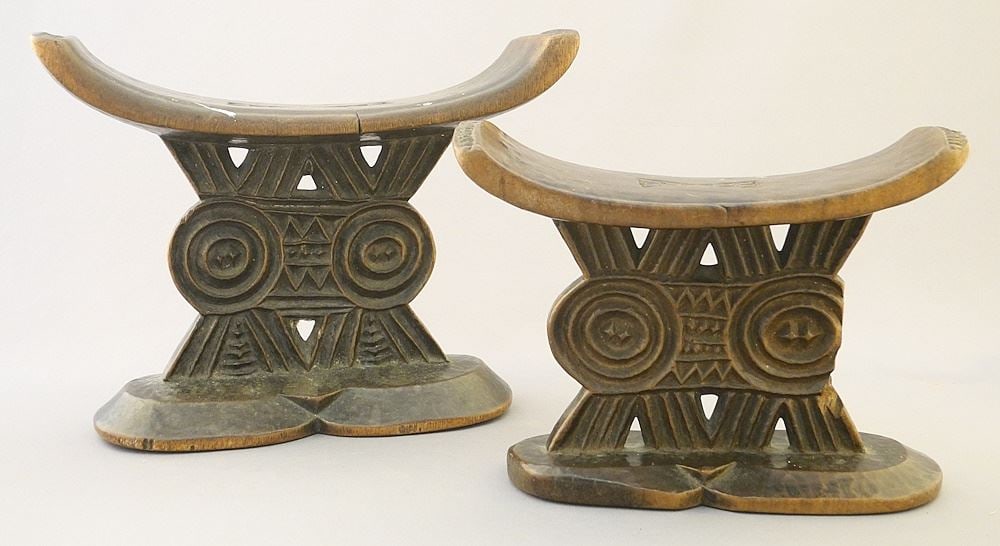 2 Shona Headrests, 5 1/8" & 6 1/4"h, with Provenance. (1 of 3)