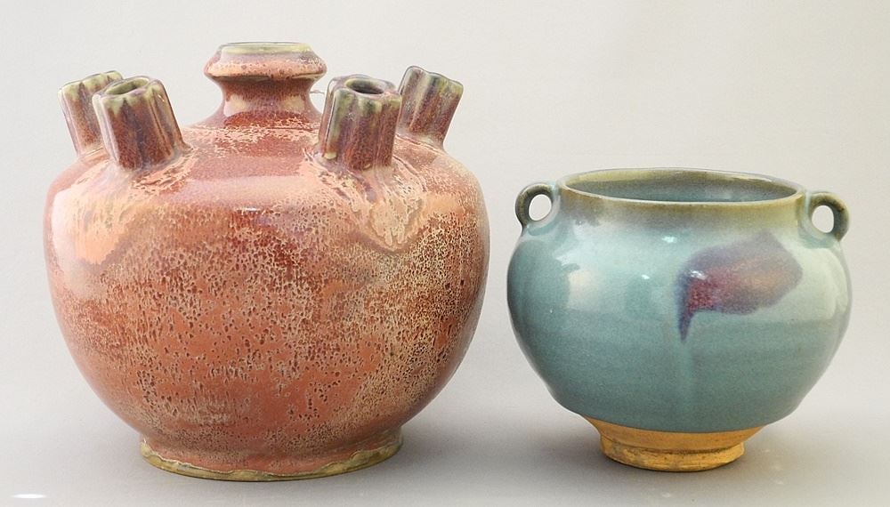 2 Jun Style Glaze Vessels, 20th C., 4 1/2" - 6 1/2"h. (1 of 2)