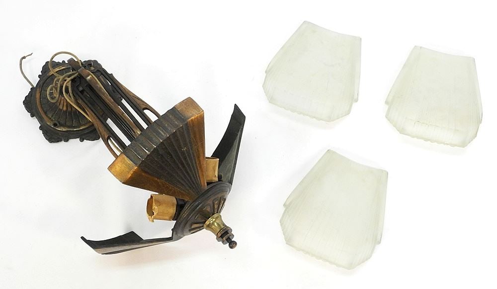 Art Deco 3 Shade Ceiling Fixture. (1 of 3)