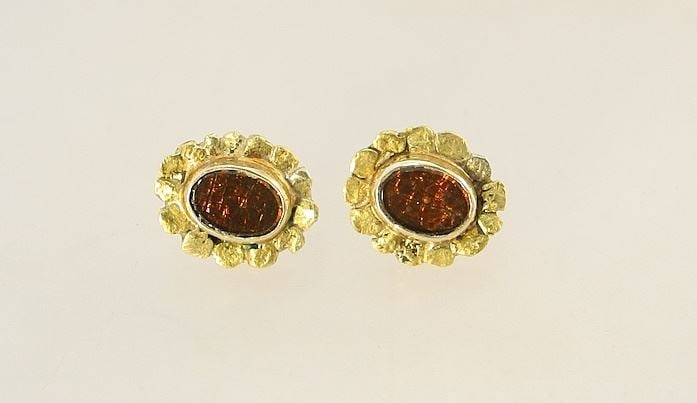 Pair of 10K (marked) Gold Earrings with Nugget & Ammolite, 1.98g.: Pair of 10K (marked) Gold Earrings with Nugget & Ammolite, 1.98g.