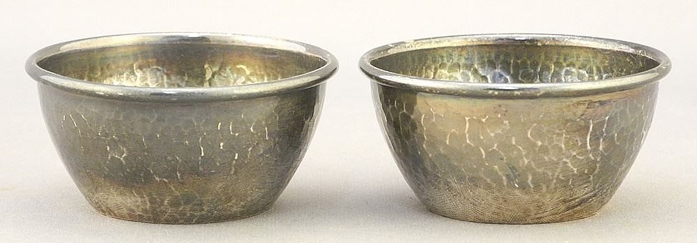 2 Marshall Field Co. Sterling (marked) Colonial Hand Peened Small Bowls, 7/8" x 1 7/8", 32g.: 2 Marshall Field Co. Sterling (marked) Colonial Hand Peened Small Bowls, 7/8" x 1 7/8", 32g.