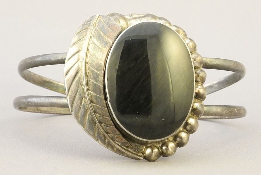 Mexican Silver (marked 925) & Obsidian Bracelet, 2 3/8"w, 29.76g.: Mexican Silver (marked 925) & Obsidian Bracelet, 2 3/8"w, 29.76g.