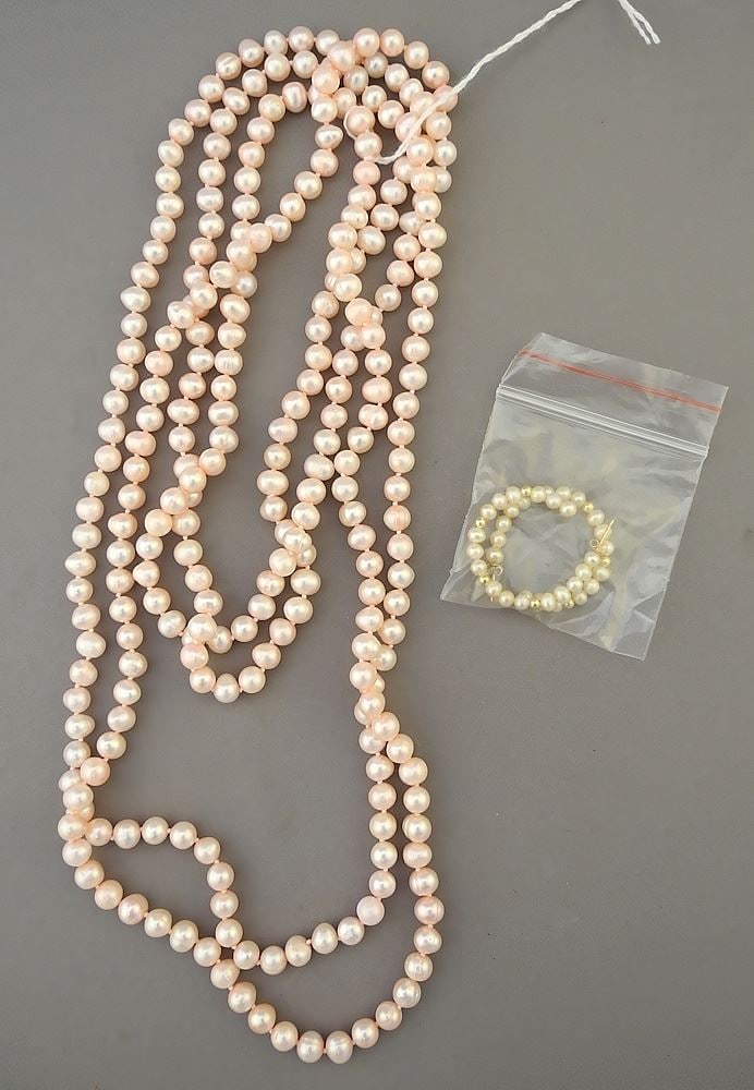 70" Pink Pearl Necklace & Pair of Earrings.: 70" Pink Pearl Necklace & Pair of Earrings.
