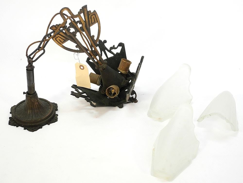 1920's Copper Finish Pendant Light Fixture. (1 of 2)