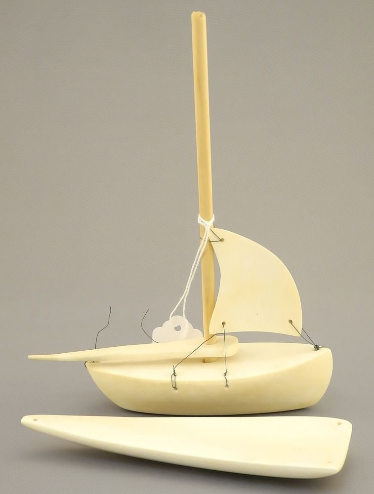Model Ship, 6 3/8"L, NO EXPORT (as found). (1 of 2)