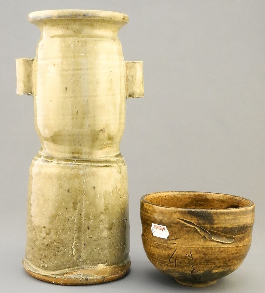 Japanese Pottery Vase & Tea Bowl.: Japanese Pottery Vase & Tea Bowl.