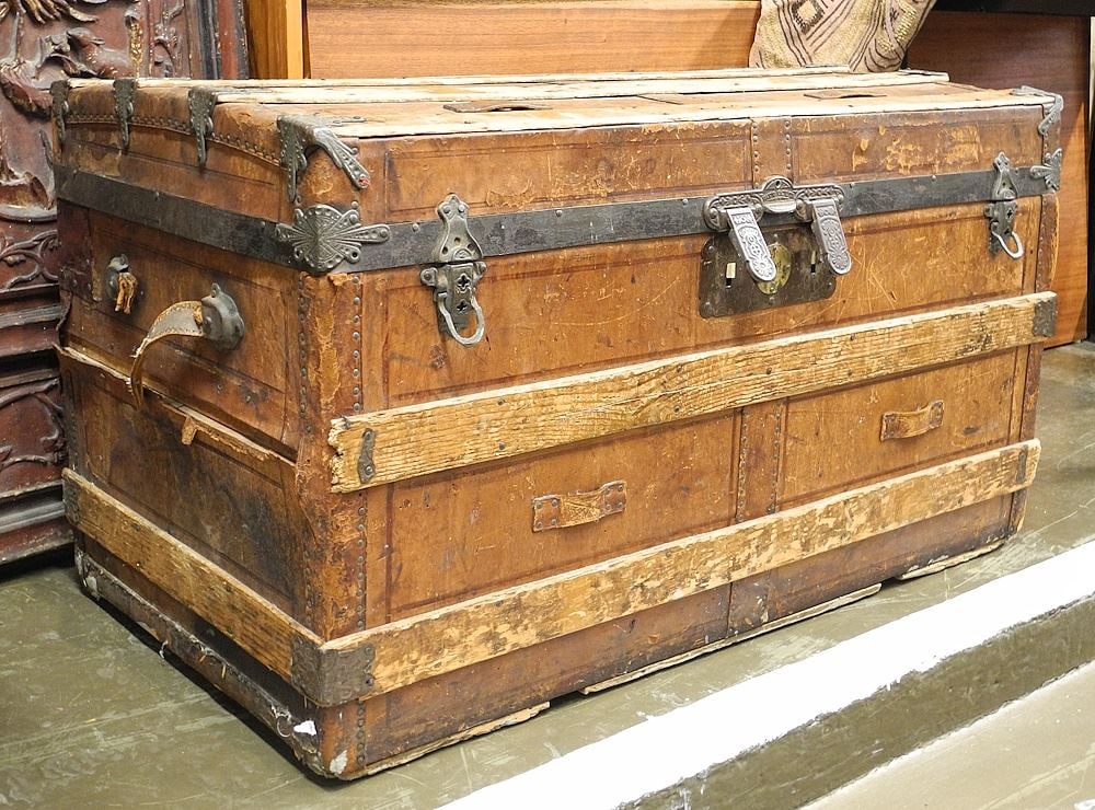 Wood Bound Steamer Trunk.: Wood Bound Steamer Trunk.