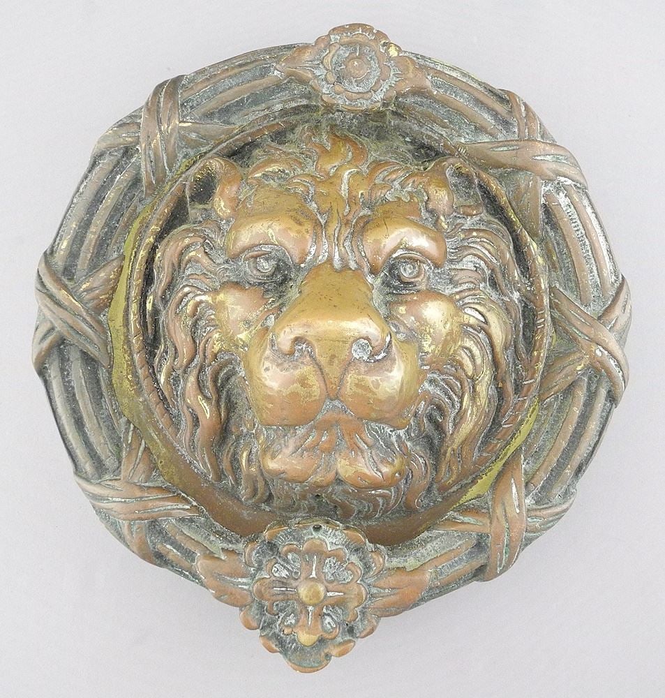 Bronze "Lion Mask & Wreath" Door Knocker, 9 3/4" x 9" x 2 3/4", 4425g (1 of 8)