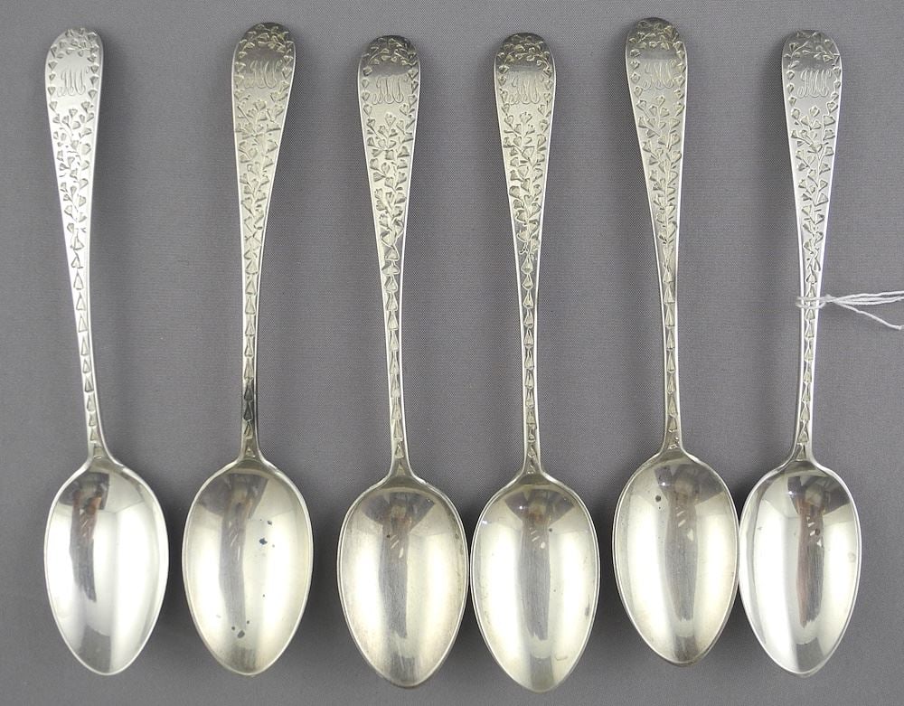 Set of 6 Victorian Sterling Silver Tea Spoons, Approximately 88g. (1 of 3)