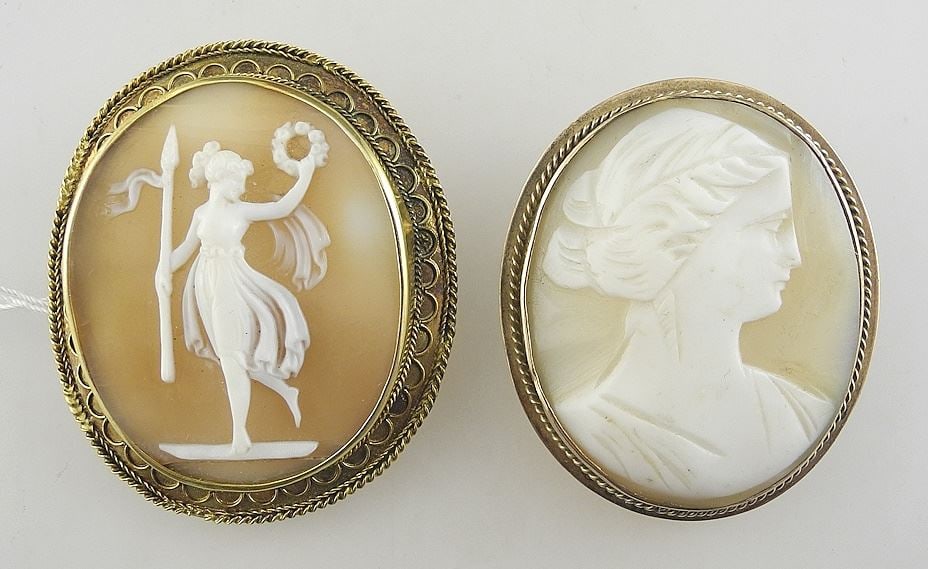 2 Cameo Brooches: Portrait in 9ct Frame (1 5/8"h/11.19g) & Diana in Frame, 1 3/4"h, 8.4g. (1 of 2)