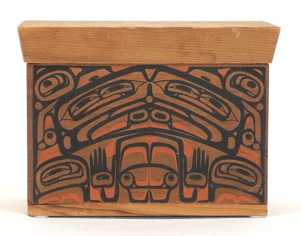 Miniature Bentwood-Style Box signed Louis V. Larsen, 4 7/8" x 6 3/4" x 4 3/4".: Miniature Bentwood-Style Box signed Louis V. Larsen, 4 7/8" x 6 3/4" x 4 3/4".