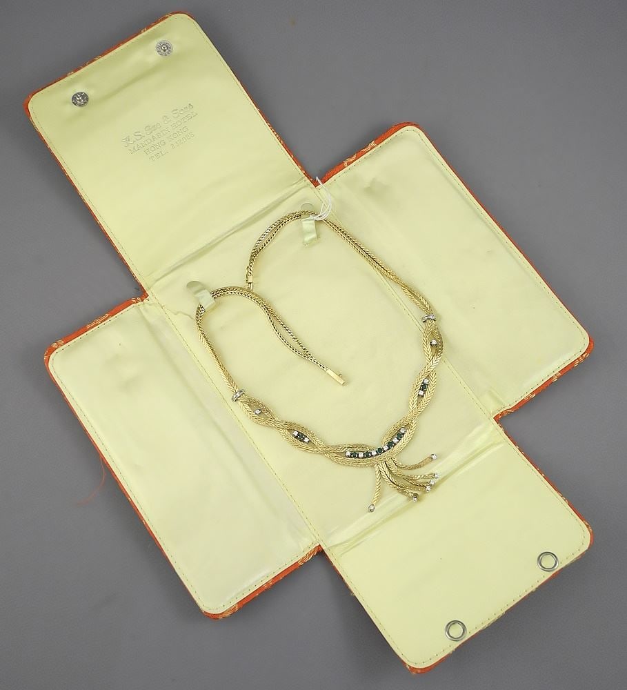18K Assembled Necklace Set with Diamonds & Emeralds.: 18K Assembled Necklace Set with Diamonds & Emeralds.