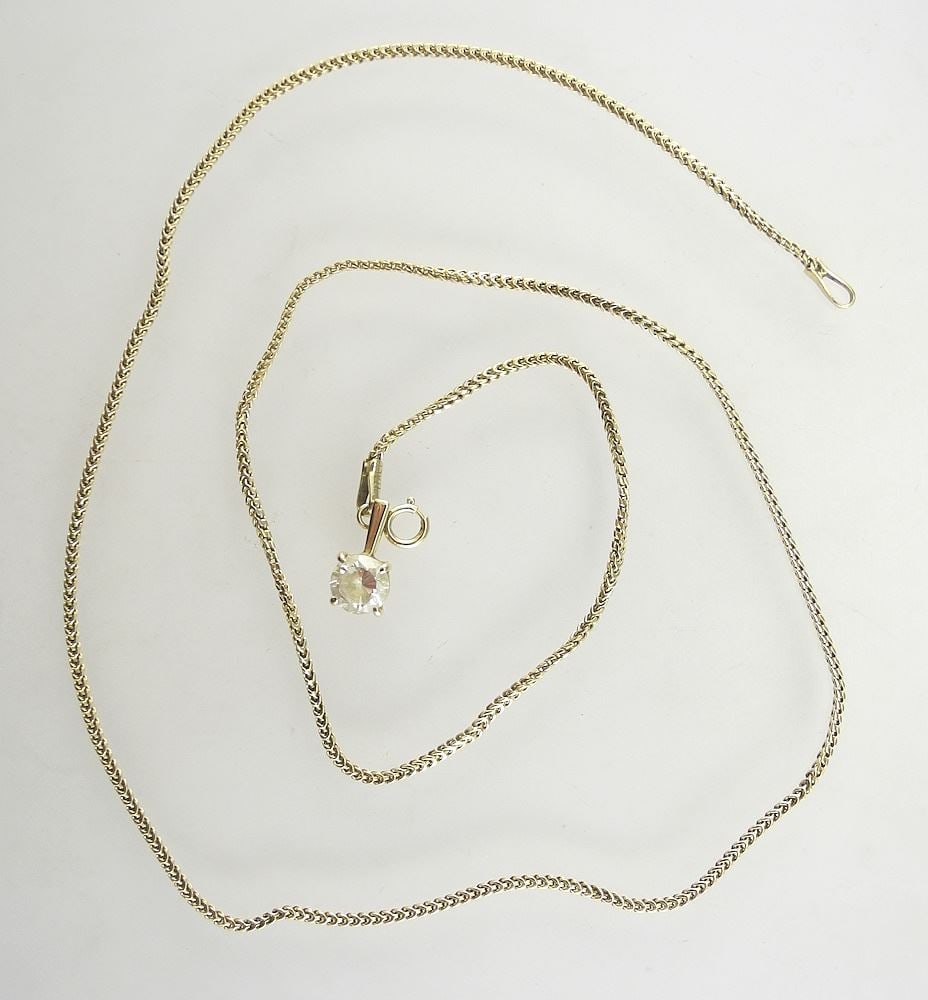 14K Gold Necklace with Zircon Set Clasp, 17 1/2", 4g.: 14K Gold Necklace with Zircon Set Clasp, 17 1/2", 4g.