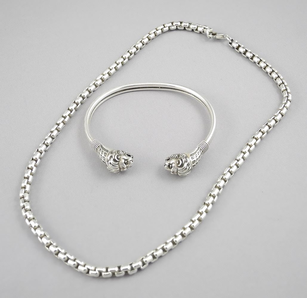 Silver Necklace (marked 925) & Lion Bangle, 17 1/2"L, TW 74.3g.: Silver Necklace (marked 925) & Lion Bangle, 17 1/2"L, TW 74.3g.