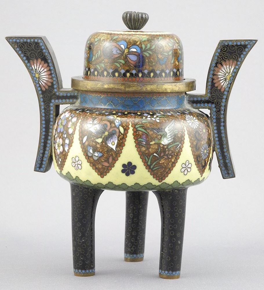 Meiji Japanese Ginbari Cloisonne Tripod Censer Cover, 5 1/8" h, 346g. (1 of 11)