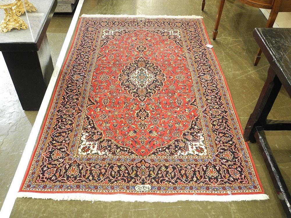 Persian Kashan Carpet Approximately 7'8" x 4'8", Double Cartouche.: Persian Kashan Carpet Approximately 7'8" x 4'8", Double Cartouche.