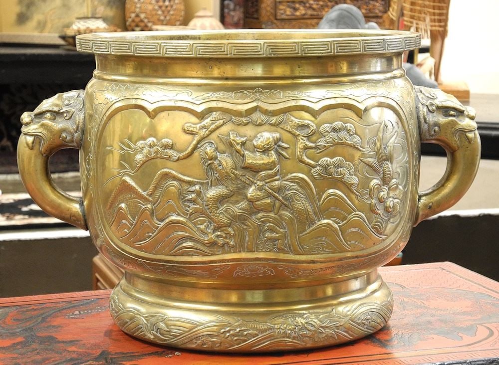 Meiji Bronze Jardiniere, 17 1/2" Handle to Handle.: Meiji Bronze Jardiniere, 17 1/2" Handle to Handle.