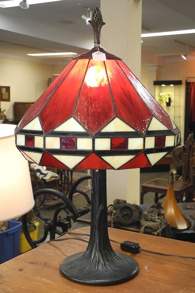 Leaded Glass Shade Table Lamp with Cast Metal Base, 25". (1 of 1)