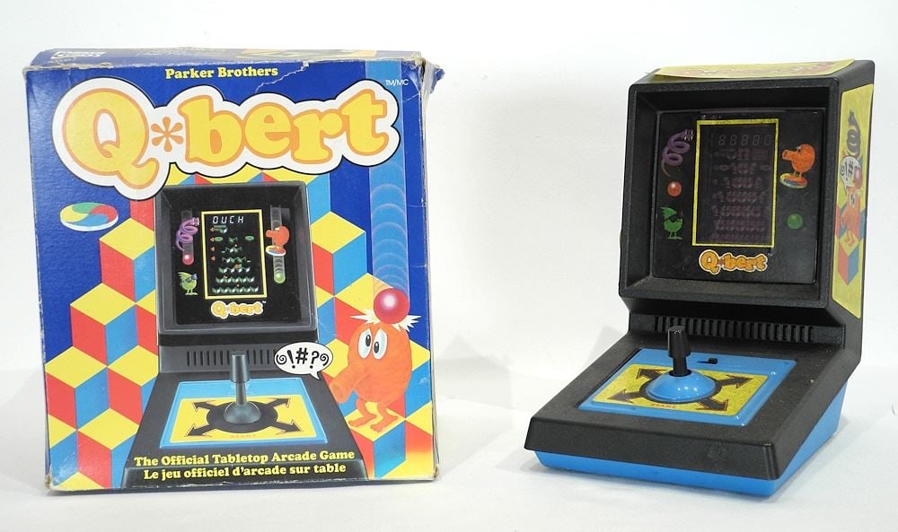 Parker Brothers "Q*Bert" Tabletop Arcade Game with Original Box. (1 of 3)
