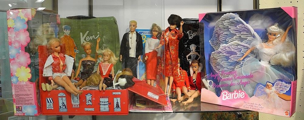 Collection of Barbie Dolls / Cases / Clothing / (2 old variants noted). (1 of 6)