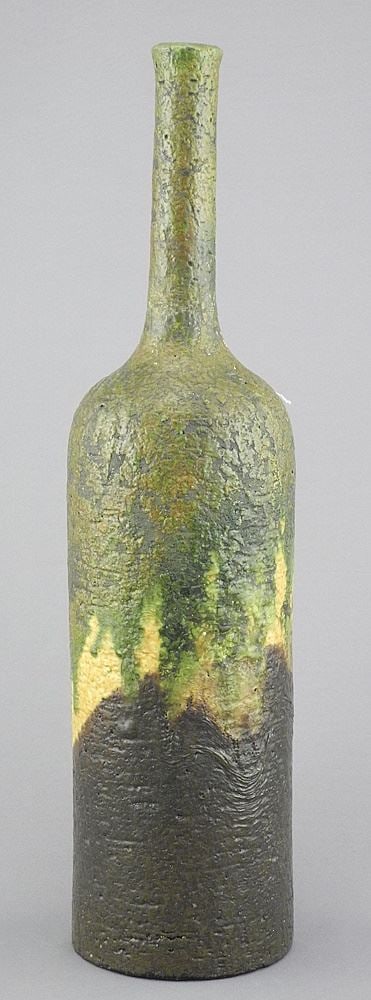 Fantoni Italy Pottery Vase for Raymor, 12 3/4".: Fantoni Italy Pottery Vase for Raymor, 12 3/4".