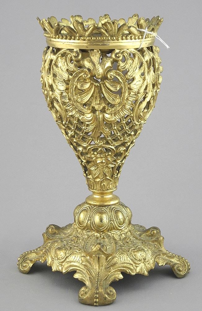 Louis XV-Style Gilt Metal Stand (no insert), 8 5/8". (1 of 2)