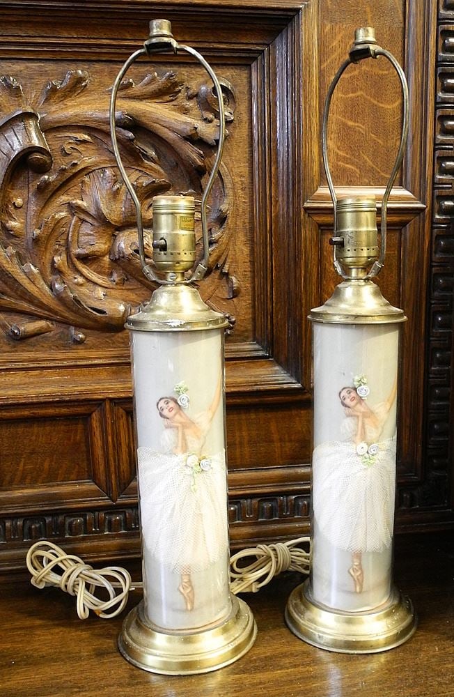 Pair of Vintage Glass Crinoline Bedside lamps signed Monte, 19 1/2"H: Pair of Vintage Glass Crinoline Bedside lamps signed Monte, 19 1/2"H