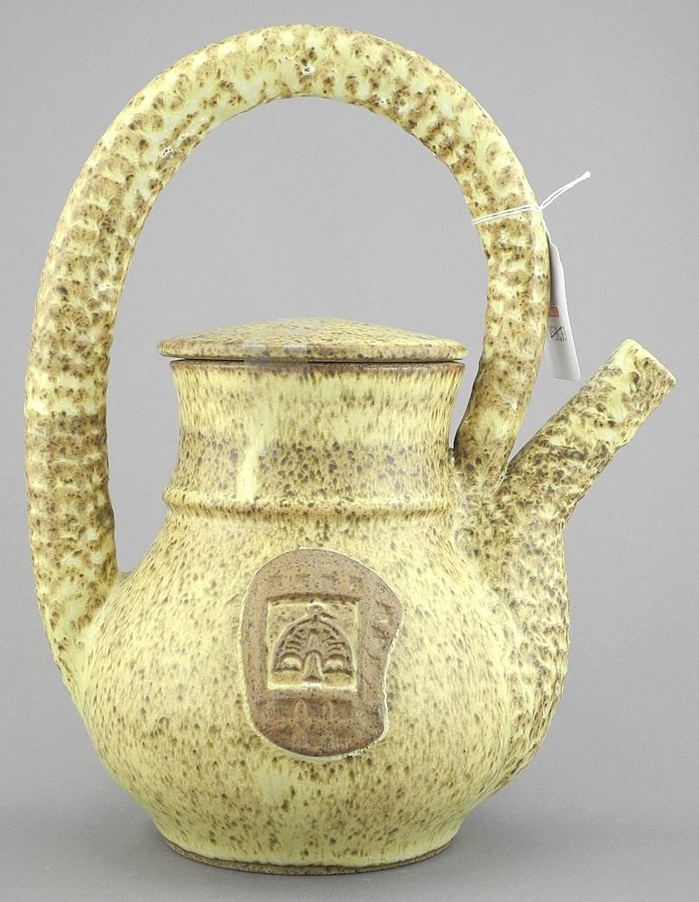 Stoneware Teapot Signed Ray Niebergall - Mustard Seed Clay Ceramics, 10". (1 of 3)