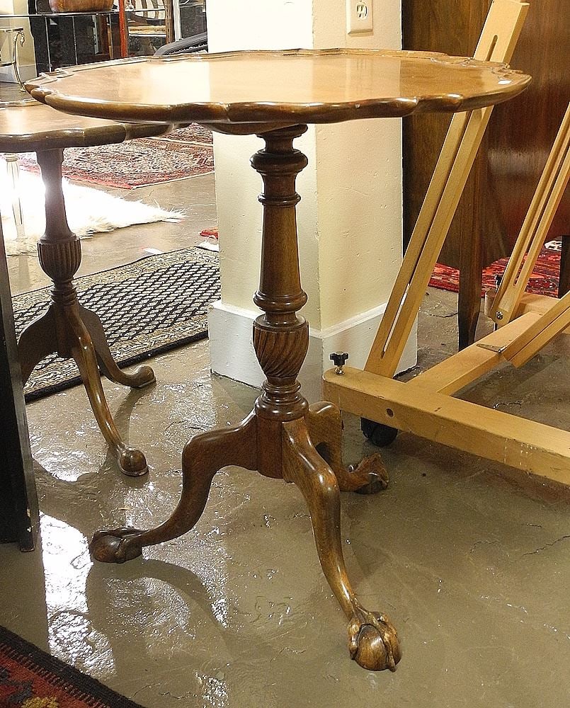 Reproduction Mahogany Tilt-Top Table , 26"h.: Reproduction Mahogany Tilt-Top Table , 26"h.