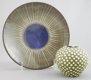 Two Swedish Pottery Items: Upsala Ekeby "Dotted" Vase/Guld Kroken Dish , 1 5/8 - 3".: Two Swedish Pottery Items: Upsala Ekeby "Dotted" Vase/Guld Kroken Dish , 1 5/8 - 3".
