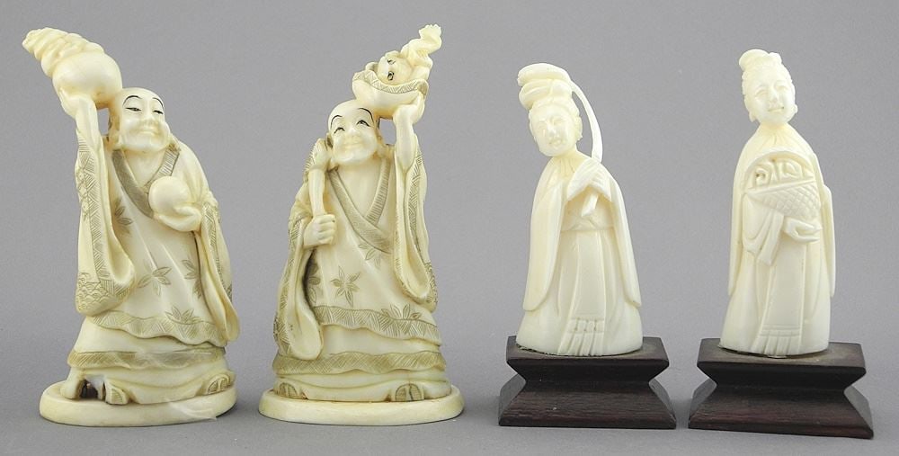 Two Pair of Asian Carvings (2 3/4" & 4"h), One with Stand, NO EXPORT.: Two Pair of Asian Carvings (2 3/4" & 4"h), One with Stand, NO EXPORT.