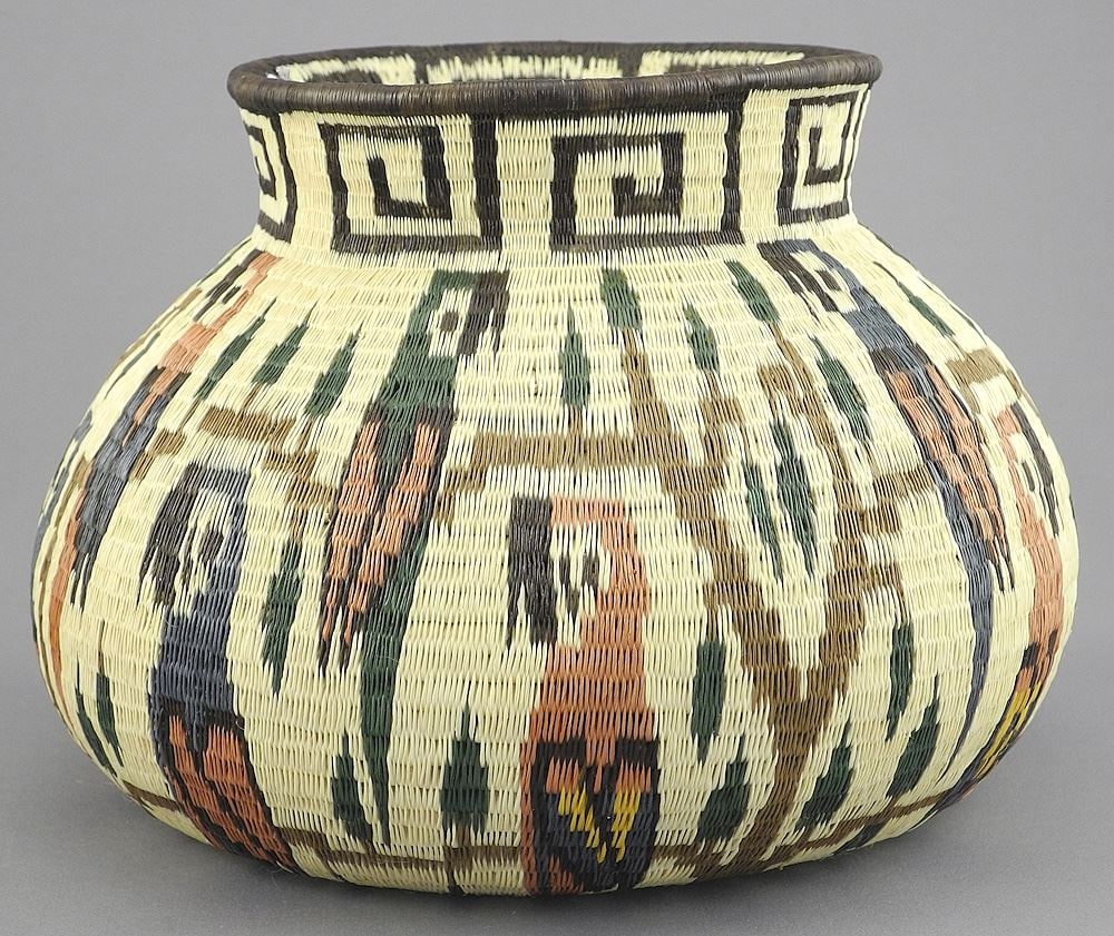 Panamanian Wounaan Artisan Basket, 5 5/8"h.: Panamanian Wounaan Artisan Basket, 5 5/8"h.