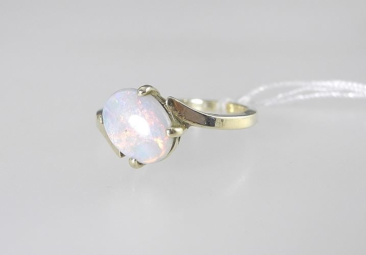 10K (marked) Yellow Gold & Opal Ring, Size 5 1/2, 2.6g. (1 of 2)