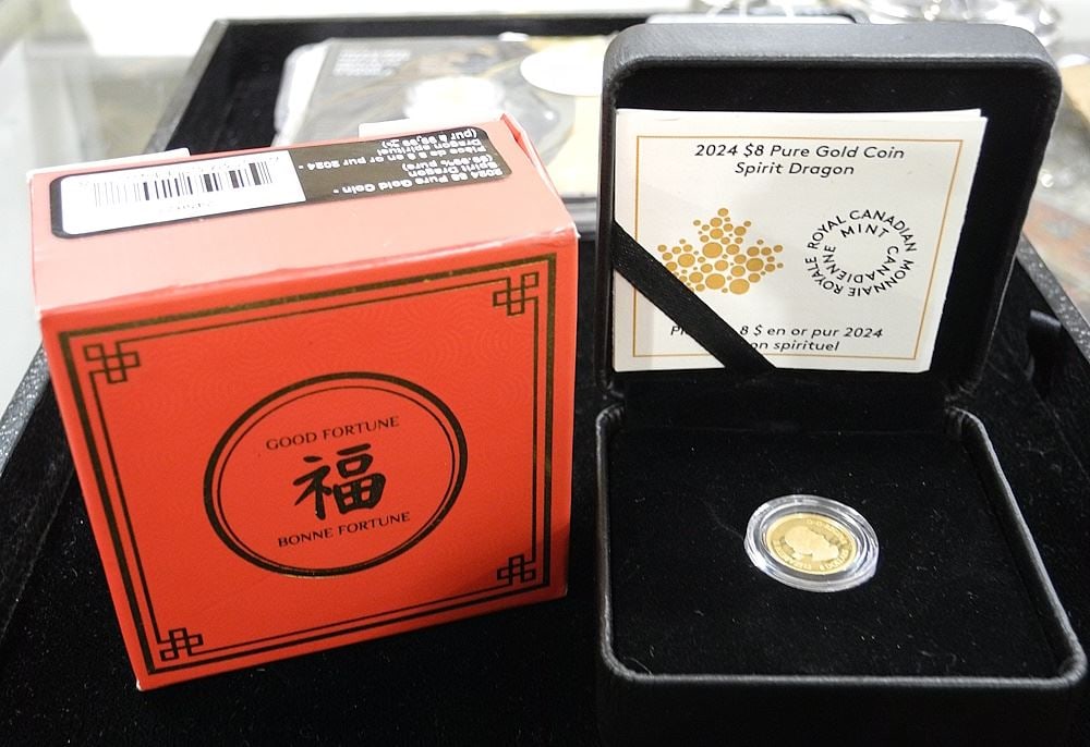 2024 Canada $8 Gold Spirit Dragon Coin with Case. (1 of 4)