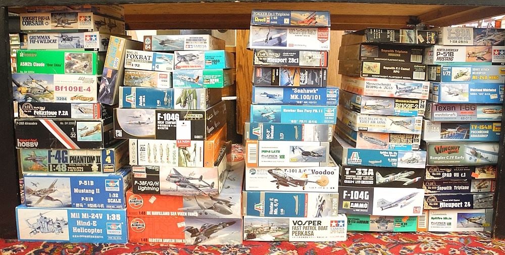 Large Collection of Airplane Models, Various Makers. (1 of 3)