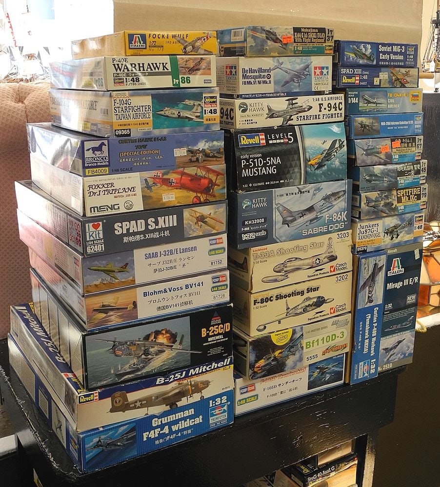 Large Collection of Airplane Models, Various Makers. (1 of 3)