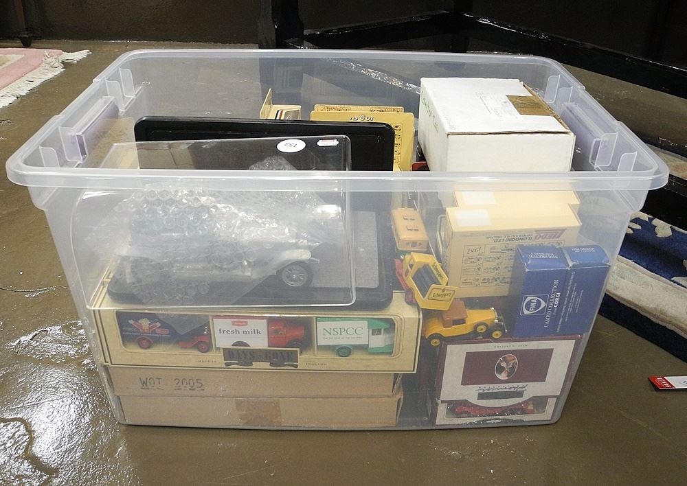 Collection of Model Cars: Lledo/ Matchbox/Days Gone/Fina.: Collection of Model Cars: Lledo/ Matchbox/Days Gone/Fina.