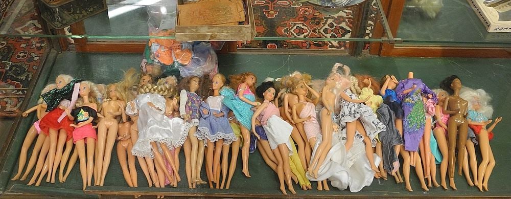 Barbie Doll & Accessory Collection. (1 of 4)