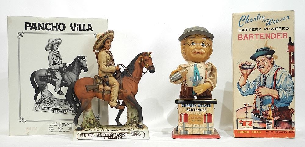 Vintage "Charley Weaver" Bartender & "Pancho Villa" Decanter. (1 of 3)