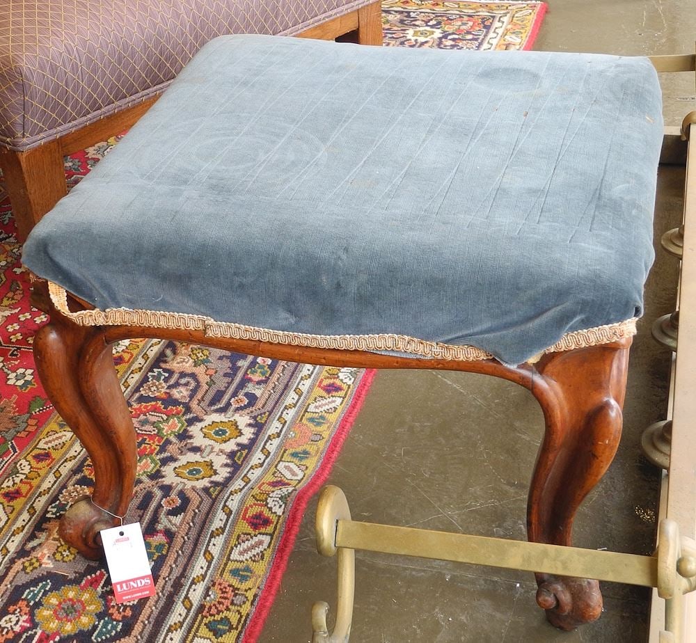 Victorian Mahogany Foot Stool, 14 x 21 x 21". (1 of 2)