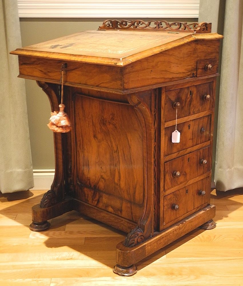 Victorian Rosewood Davenport Desk, 22 x 22 x 31 1/2"h.: Victorian Rosewood Davenport Desk, 22 x 22 x 31 1/2"h.
