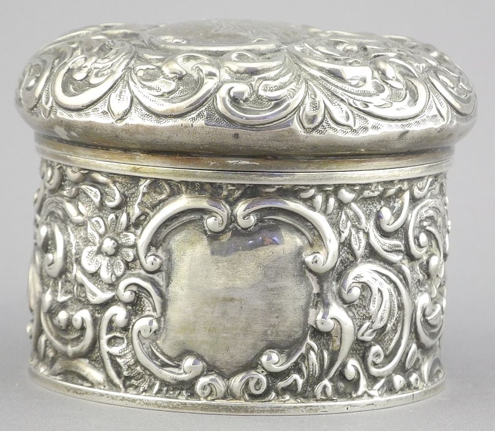 Hallmarked Silver Dresser Jar, 2 3/8"h, 119g.: Hallmarked Silver Dresser Jar, 2 3/8"h, 119g.