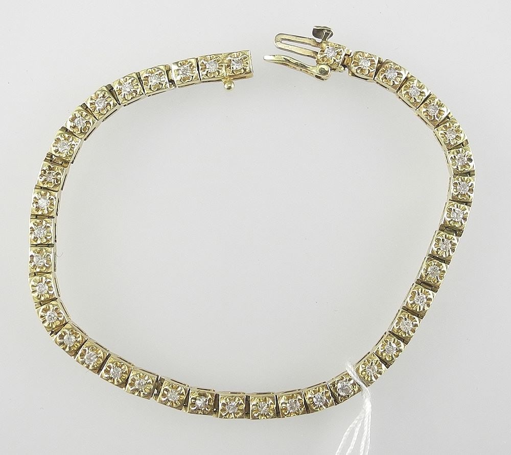 14K (marked) Gold & Diamond Tennis Bracelet, 7"L, 10.5g.: 14K (marked) Gold & Diamond Tennis Bracelet, 7"L, 10.5g.