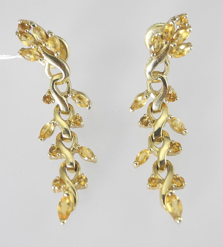 Pair of 18K (tested/clasps marked) Gold & Citrine Screw Back Earrings, 1 1/2"h, 16.2g.: Pair of 18K (tested/clasps marked) Gold & Citrine Screw Back Earrings, 1 1/2"h, 16.2g.