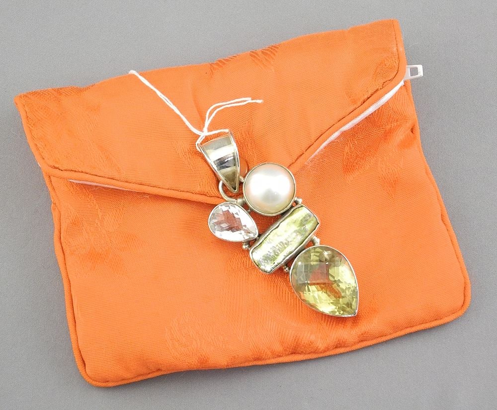 Indian Sterling Silver (925) Artisan Mabe Pearl/Keshi Pearl/Quartz Pendant, 2 5/8", 24.2g: Indian Sterling Silver (925) Artisan Mabe Pearl/Keshi Pearl/Quartz Pendant, 2 5/8", 24.2g