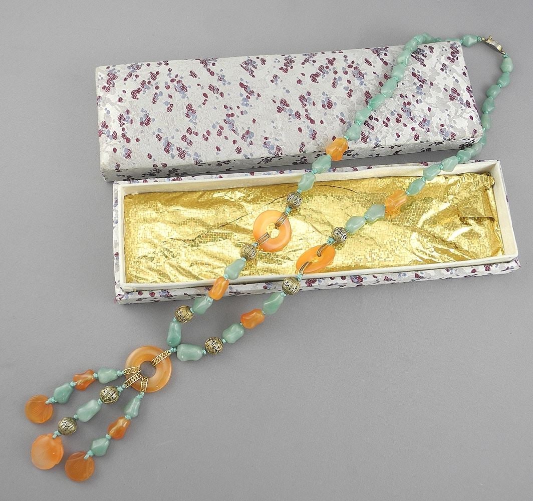 Chinese Jade & Agate Necklace with Silver (marked) Clasp, 23"L, with Box.: Chinese Jade & Agate Necklace with Silver (marked) Clasp, 23"L, with Box.